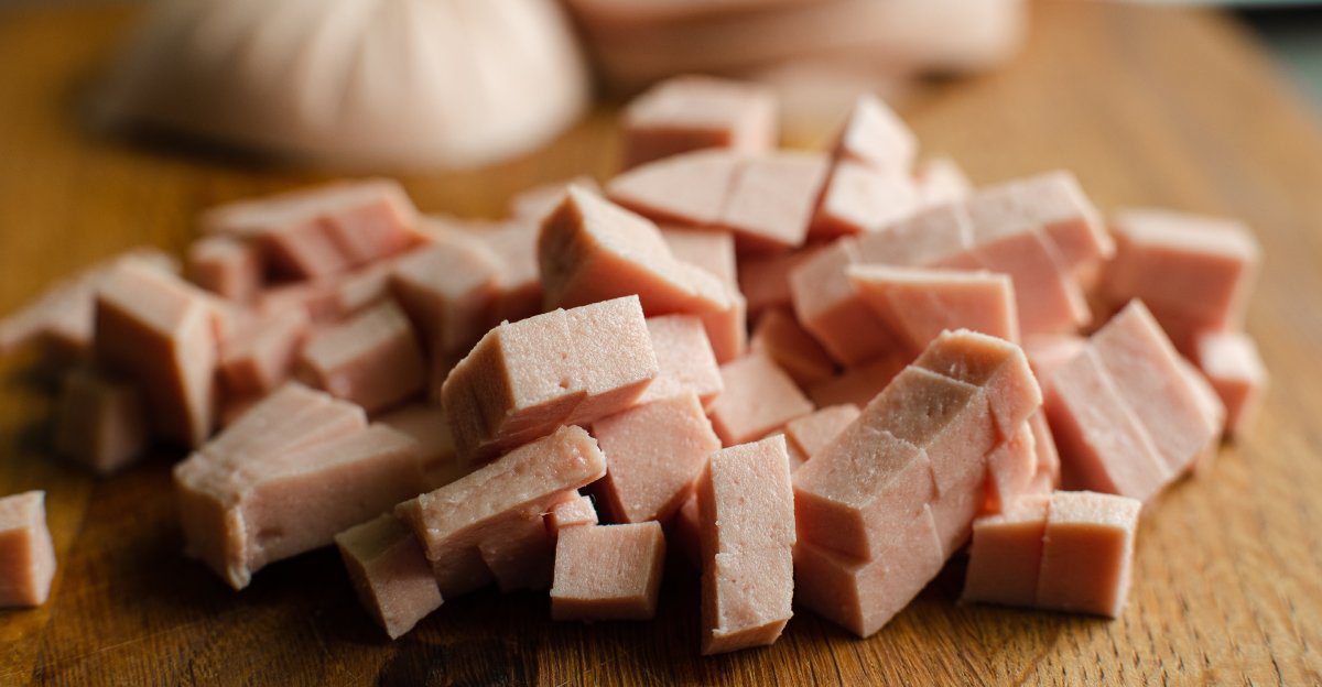 Jamón york cortado en cuadritos